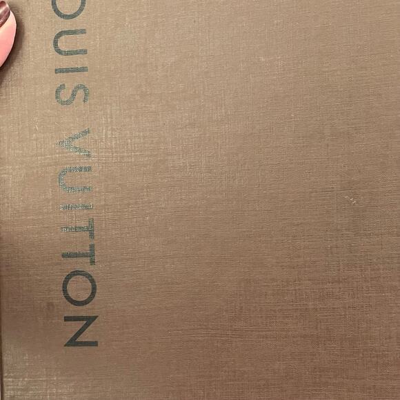 Louis Vuitton Gift Box Small Brown Empty Authentic Storage w/ Tissue Paper READ - Picture 11 of 13